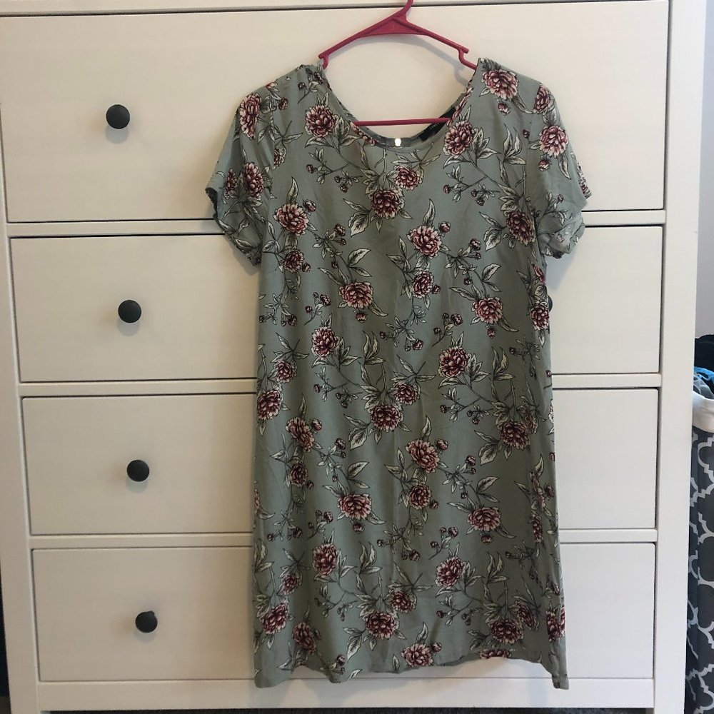 Forever 21 flowered mini dress
